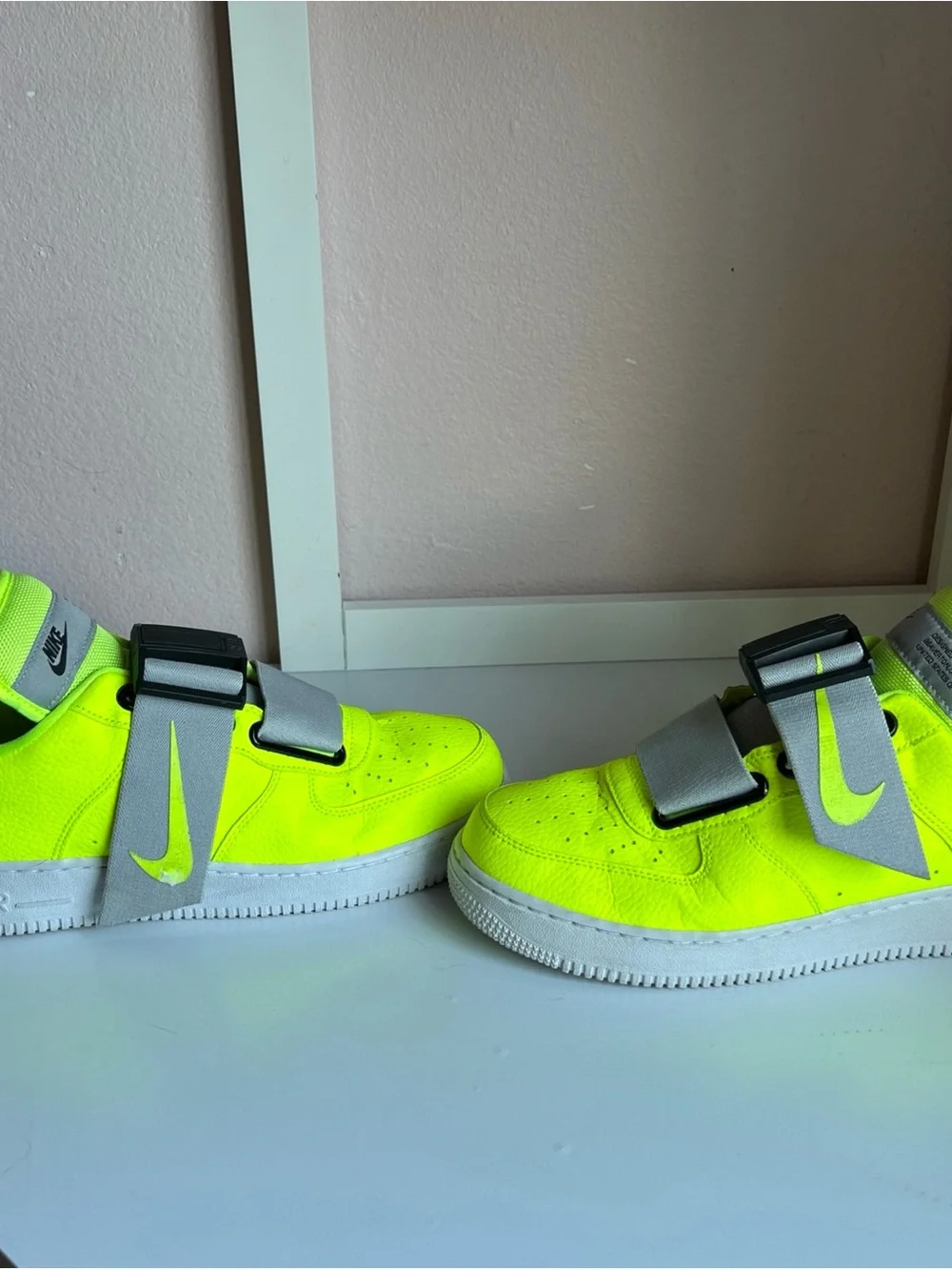 Nike Air Force 1 Utility Volt/Black Hook & Loop Sneakers | Men’s Size 8